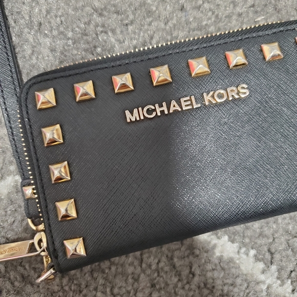 Michael Kora Wallet - Picture 2 of 3
